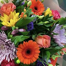 Sunny Arrangement (Florist&#39;s Choice)