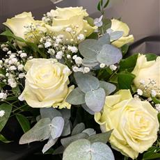 White Rose Handtie